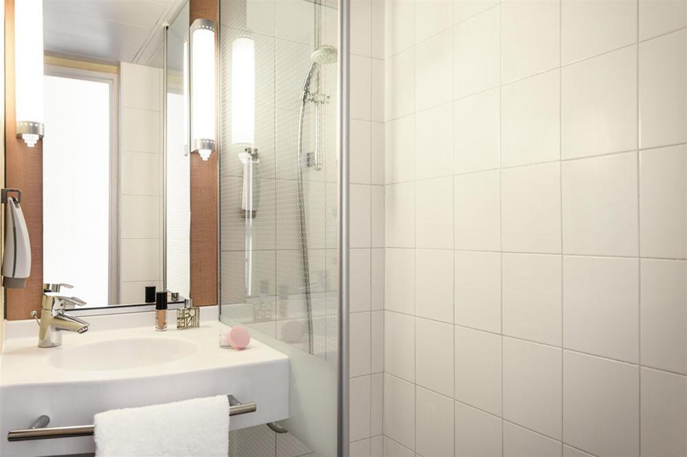 Ibis Levallois Perret Exterior foto